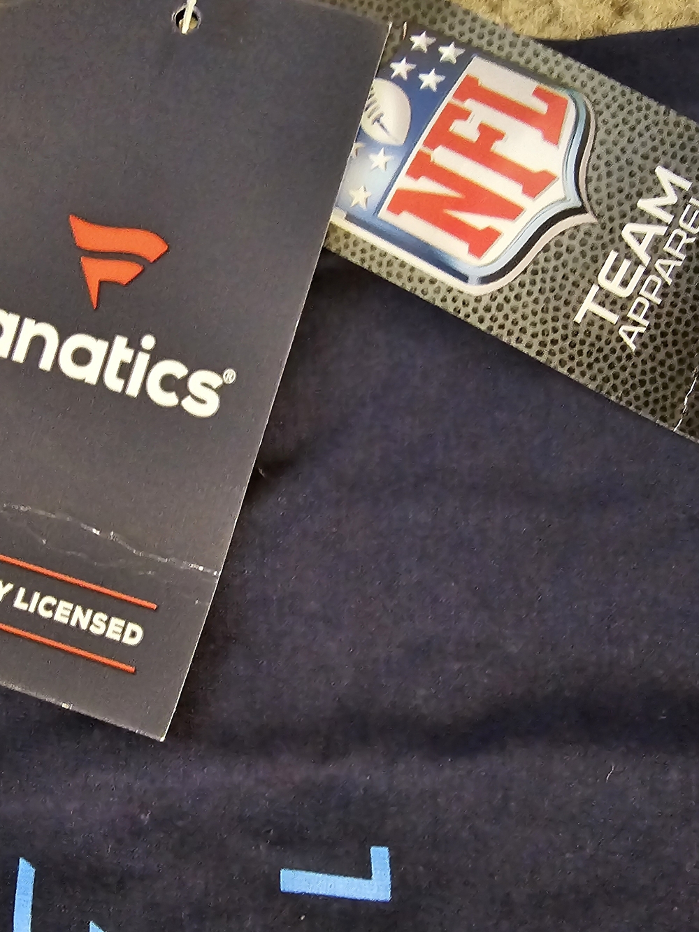Fanatics Tennessee Titans Black and Light Blue Graphic Tee - Picture 4 of 5
